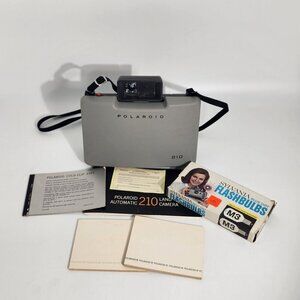 Polaroid Automatic 210 Land Camera With Sylvania Blue Dot Flashbulbs & Manuals